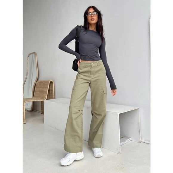 Princess Polly Arnim Gray Crewneck Long Sleeve Slim Pullover Tee T-shirt Top 2 - Picture 3 of 12